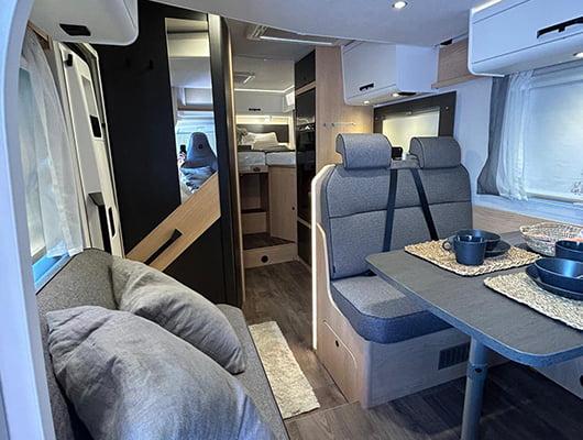 auto-lipperland-sunlight-t67-sitzecke