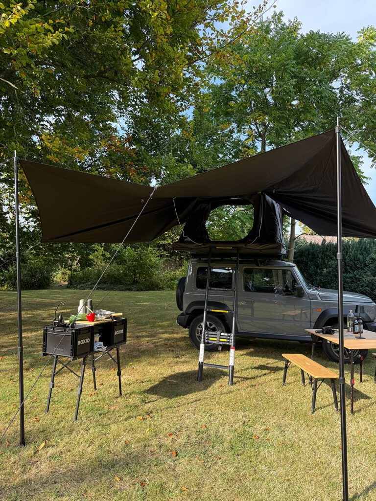 Dachzelt mit Vorzelt